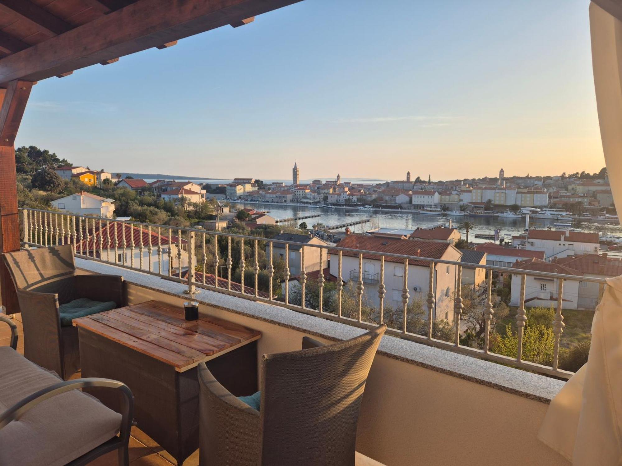 Apartments Ivic Раб Экстерьер фото